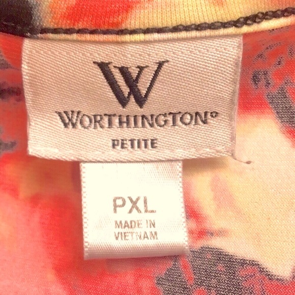 Floral Cap Sleeve Top - Picture 4 of 5